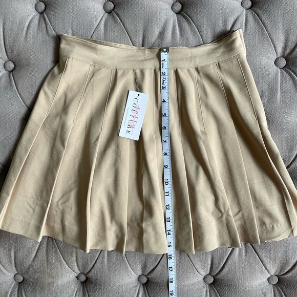 ✨ BNWT!! ✨ Sassy Couture Mackenzie Pleated Mini Skirt - Picture 4 of 4